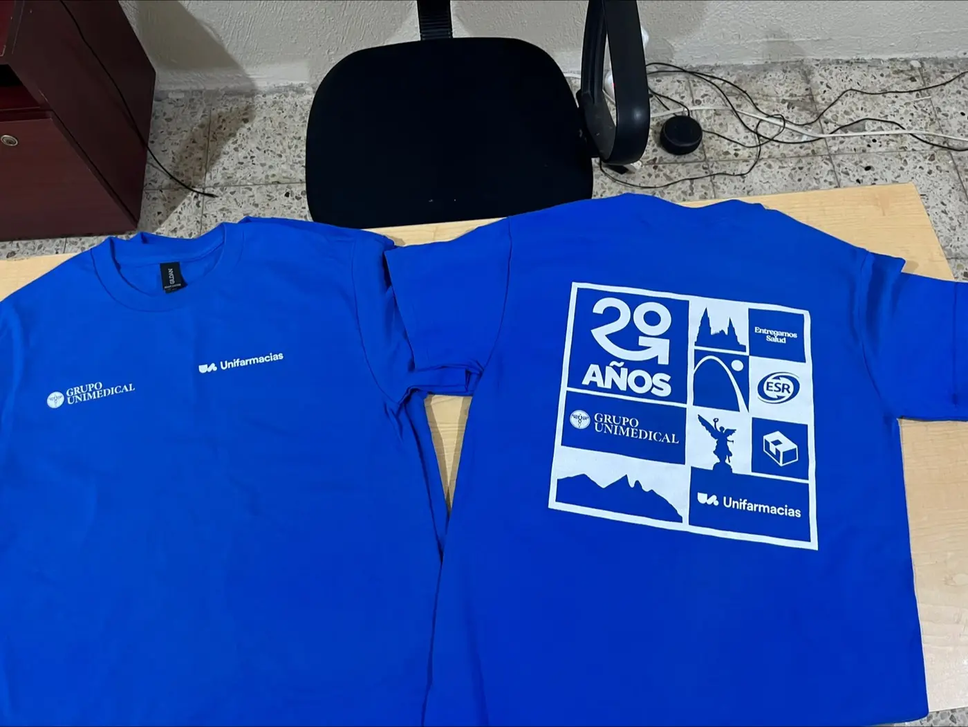 Producción de playeras corporativas — fotografía 2